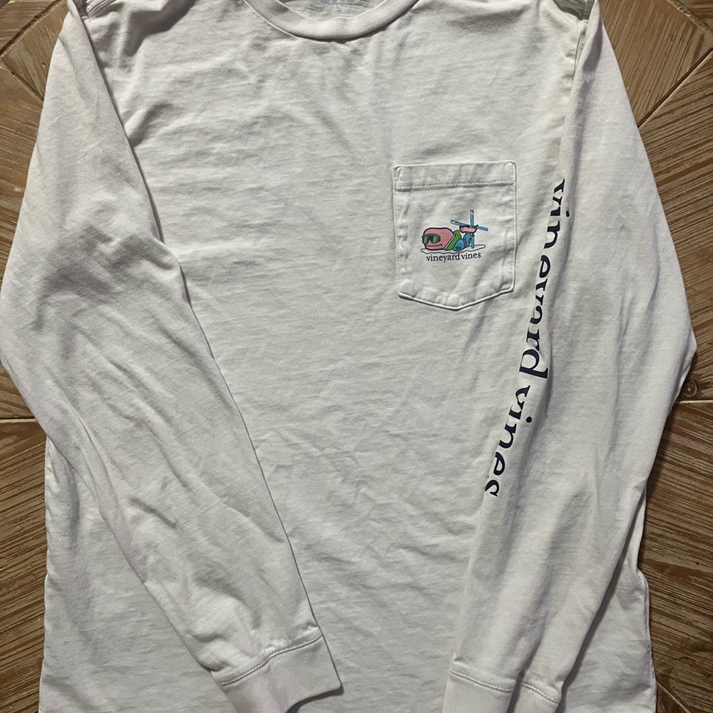 Vineyard Vines White Long Sleeve Tee with Logo